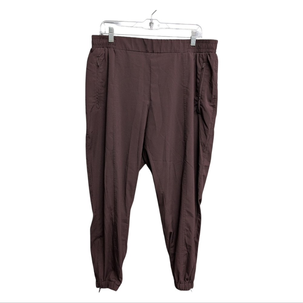 Lightweight Stretchtech Quick Dry Joggers With Zip Ankles And Zipper Pockets XL